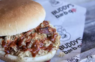 bbq pulled pork sandwich