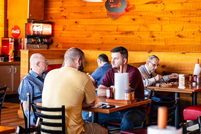 have a seat inside Buddy's, one of the best lunch restaurants in East Ridge TN